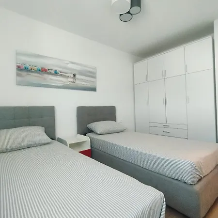 Apartment Cozy Box *
